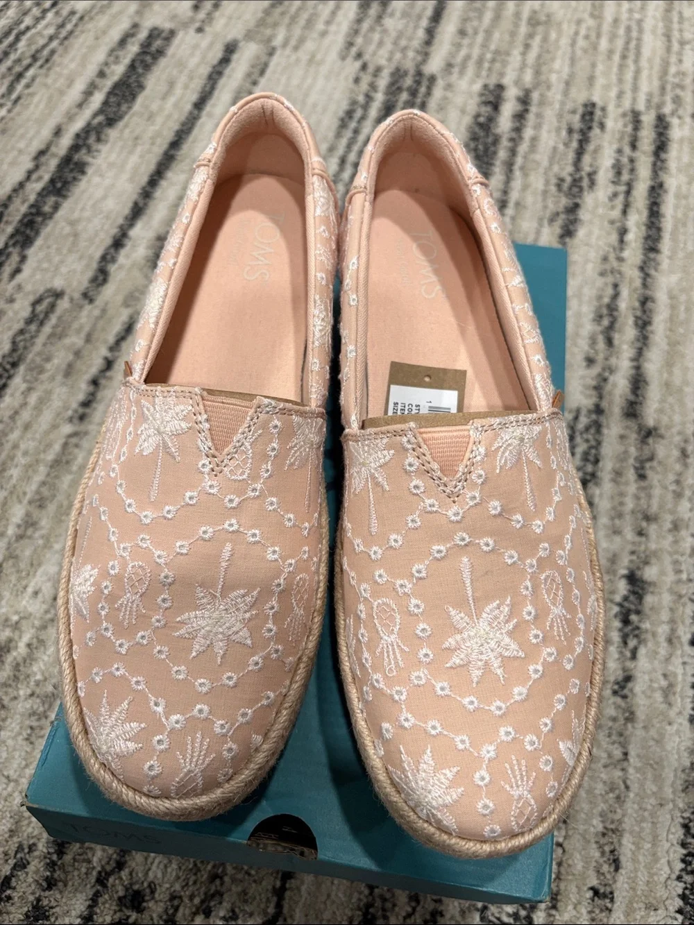 TOMS Valencia Dusty Apricot‎ Tropical Eyelet